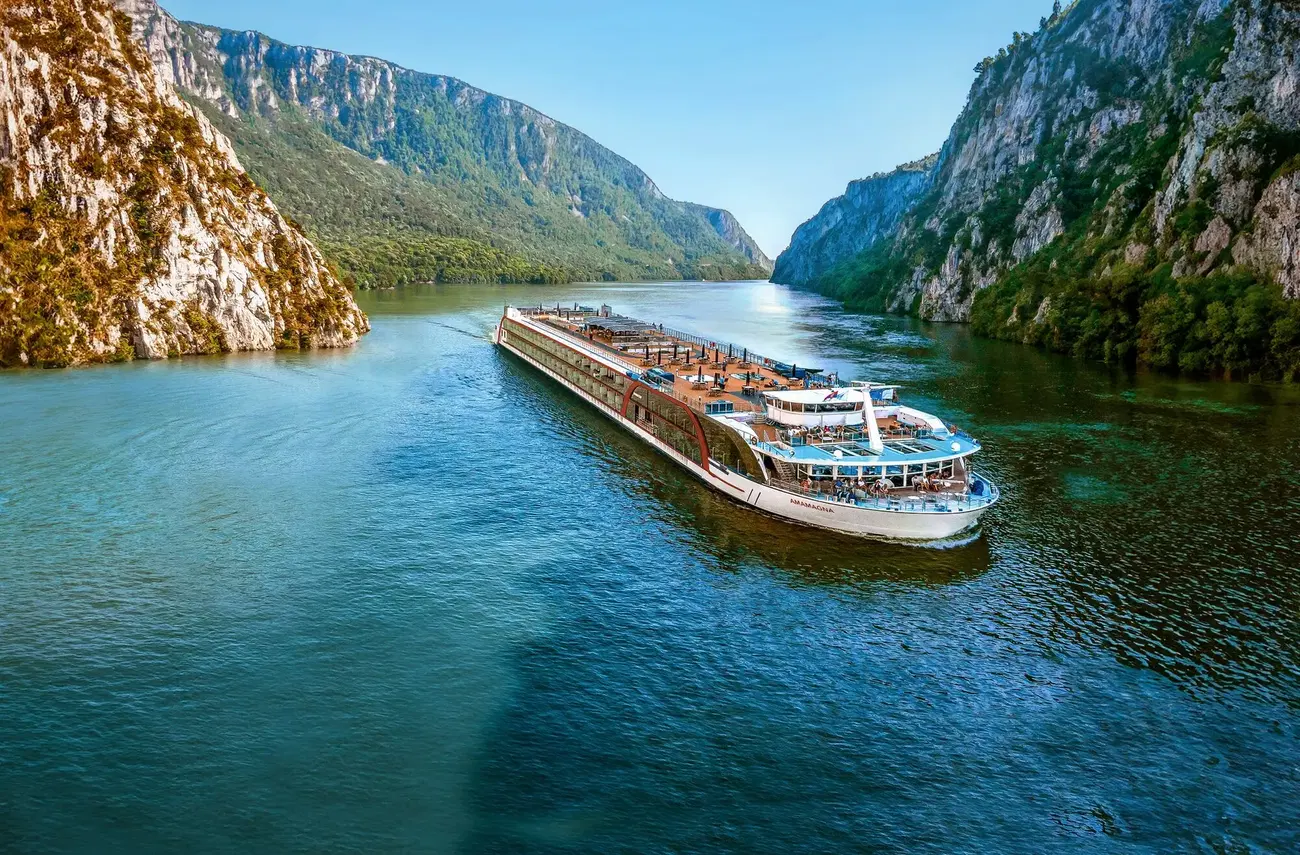Amawaterways 2028 Early Booking Rewards