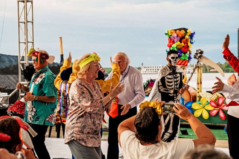 Daily Tours Offered in Spanish
