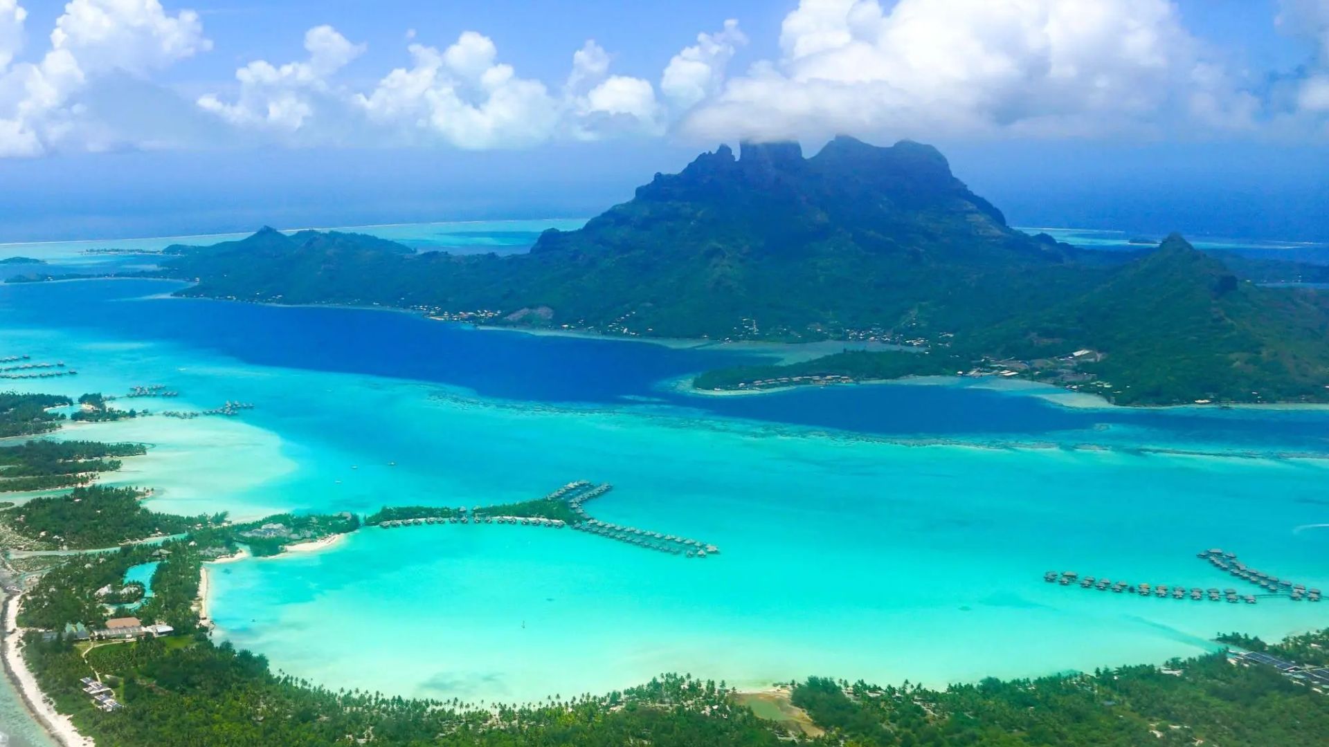 French Polynesia: The Society Islands and Tuamotus