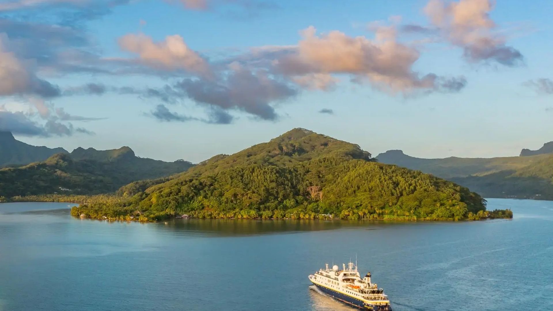 French Polynesia’s Society Islands: Emerald Peaks and Turquoise Lagoons