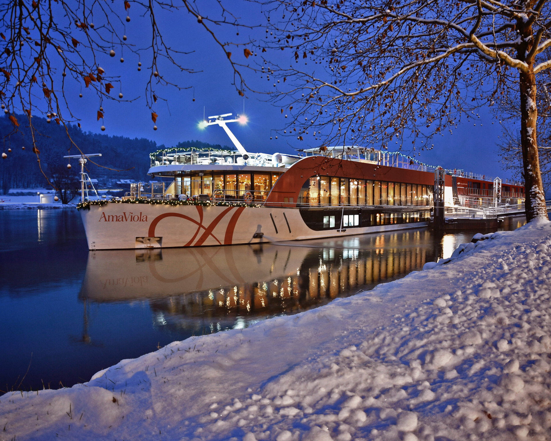 Enjoy The Holidays With AmaWaterways