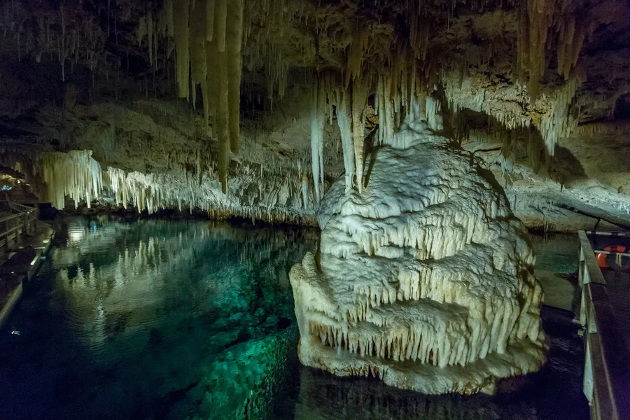 Golf, Caves & Island Touring