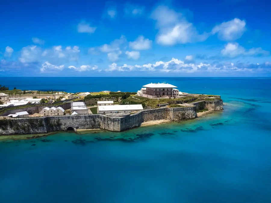 Bermuda is ideal for travelers who want an island vacation without changing hotels or flying deep into the Caribbean.