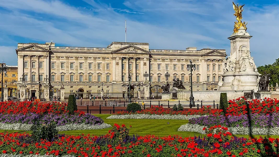 The British Isles are ideal for travelers who want Europe with atmosphere, texture, and story.