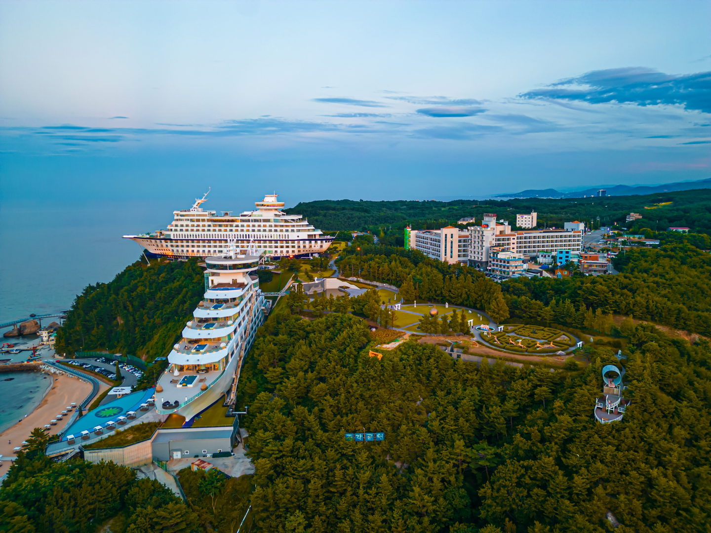 Do You Need a Pre-Cruise Hotel? What to Consider Before You Sail